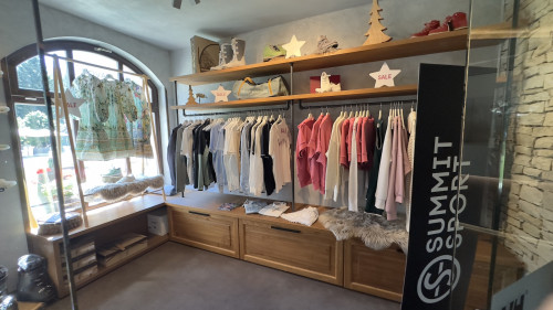 Náhledová fotografie prodejny SUMMIT-SPORT Show Room Savoy