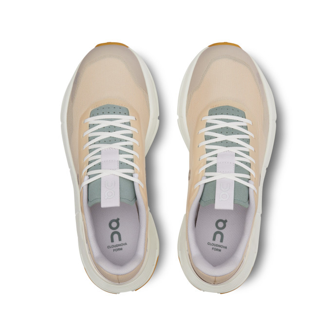 detail Dámské volnočasové boty ON Cloudnova Form 2