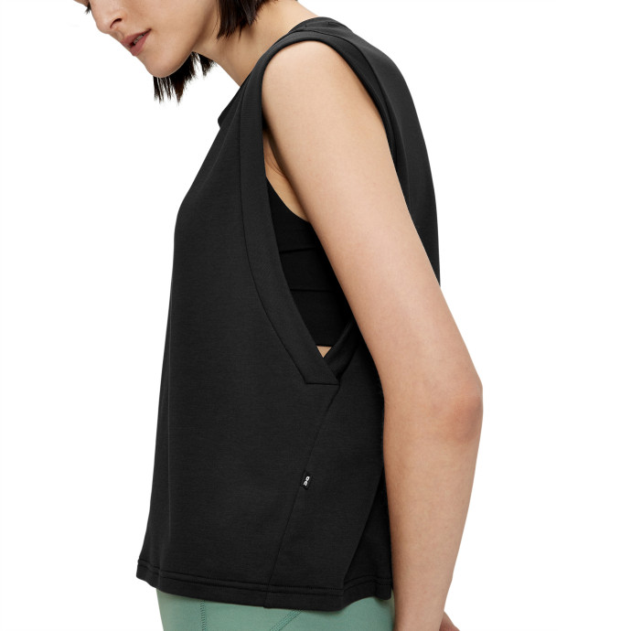 detail Dámské tričko ON Focus Crop