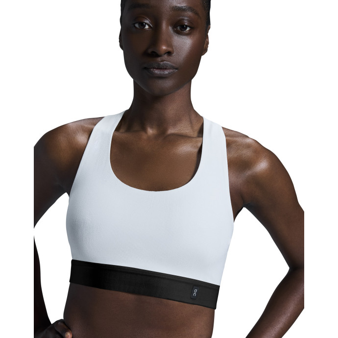 detail Dámská podprsenka ON Pace Bra