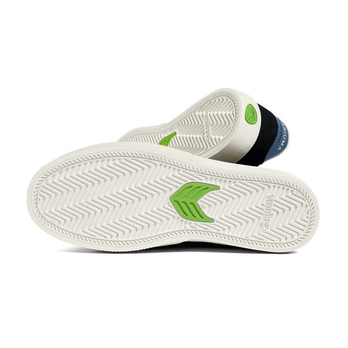 detail Dámské volnočasové boty Cariuma NAIOCA