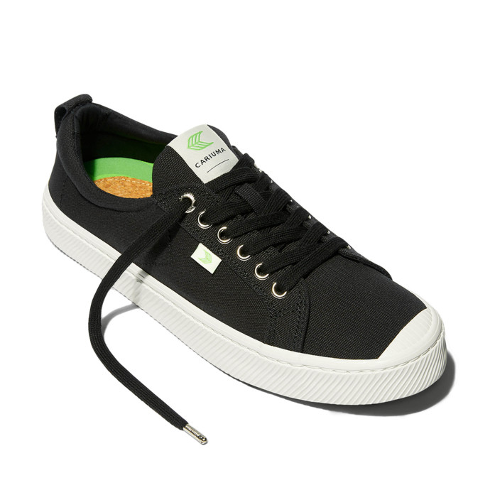 detail Dámské volnočasové boty Cariuma OCA Low Canvas