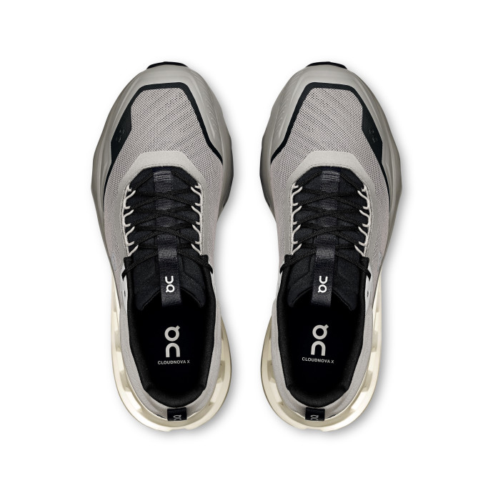 detail Pánské běžecké boty ON Cloudnova X