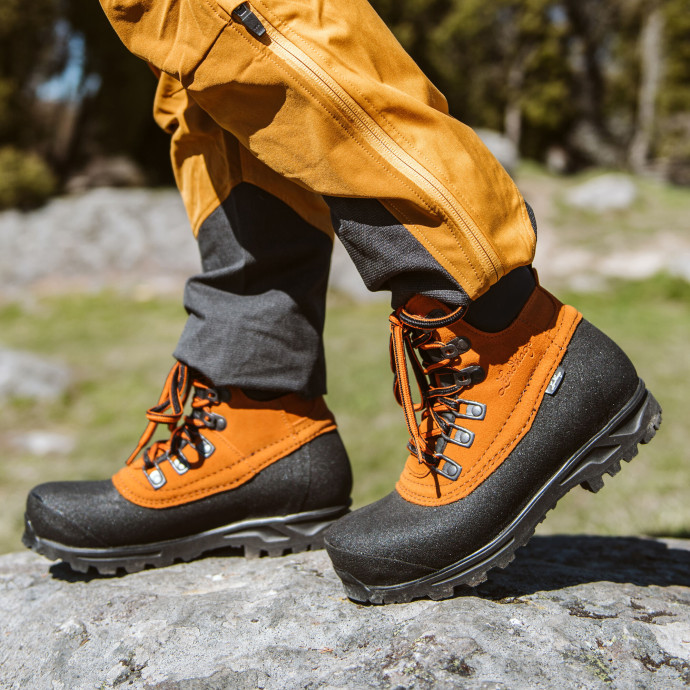 detail Lundhags Trekingové boty Tjakke Lt Mid Slim