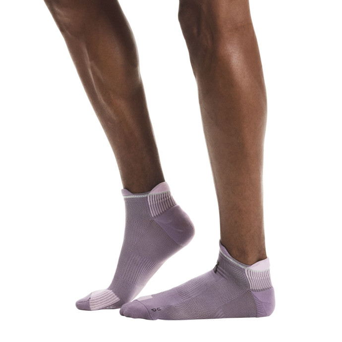 detail ON Performance Run Sock Low