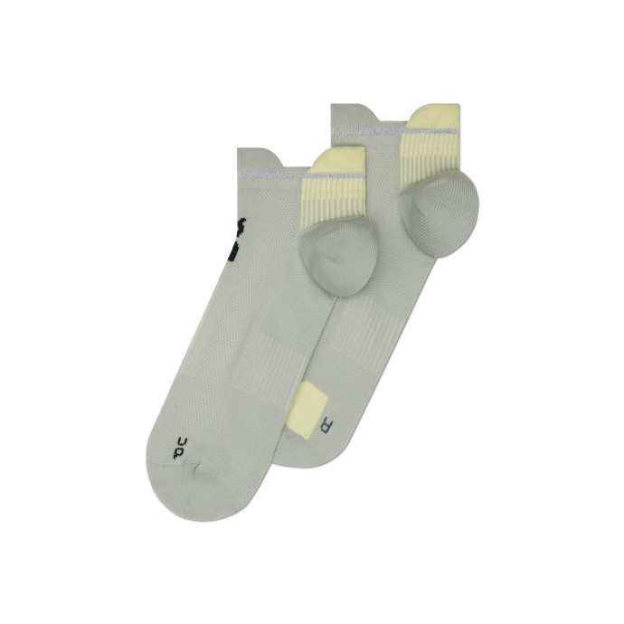 detail ON Performance Run Sock Low