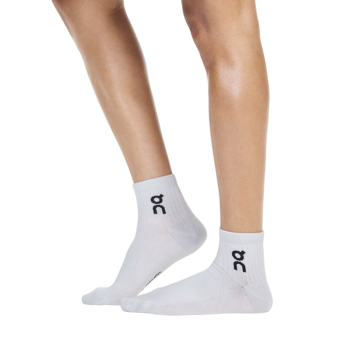 detail ON Logo Sock Mid 3-pack