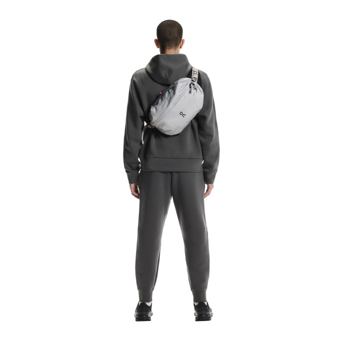 detail Unisex batoh ON Sling Pack 9L