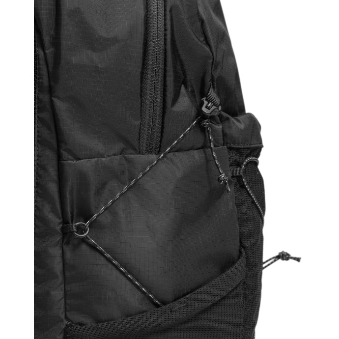 detail Unisex batoh Lundhags Tived Pace 18 L