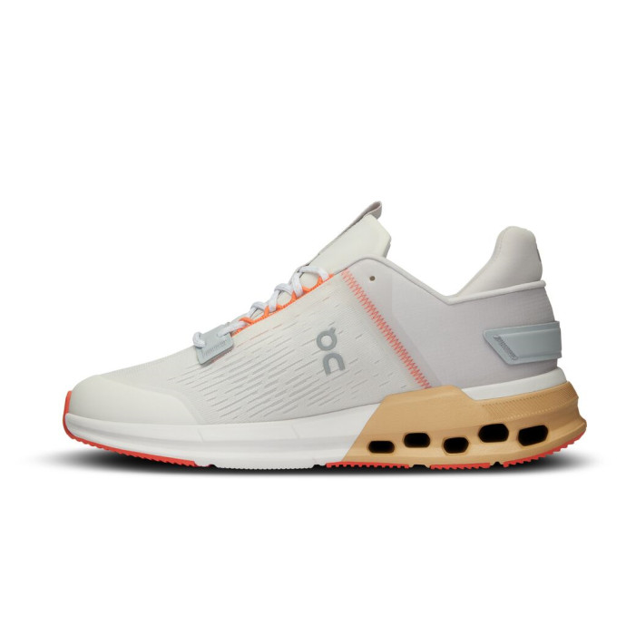 detail Dámské volnočasové boty ON Cloudnova Flux