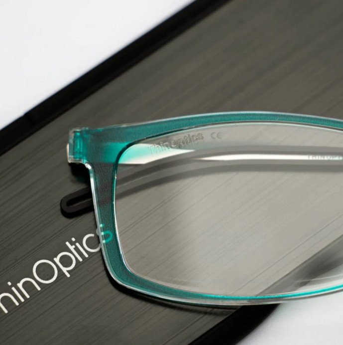 detail ThinOptics Brýle Brooklyn + pouzdro Milano