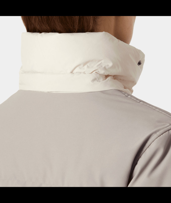 detail Dámský kabát Helly Hansen W ESCAPE DOWN COAT