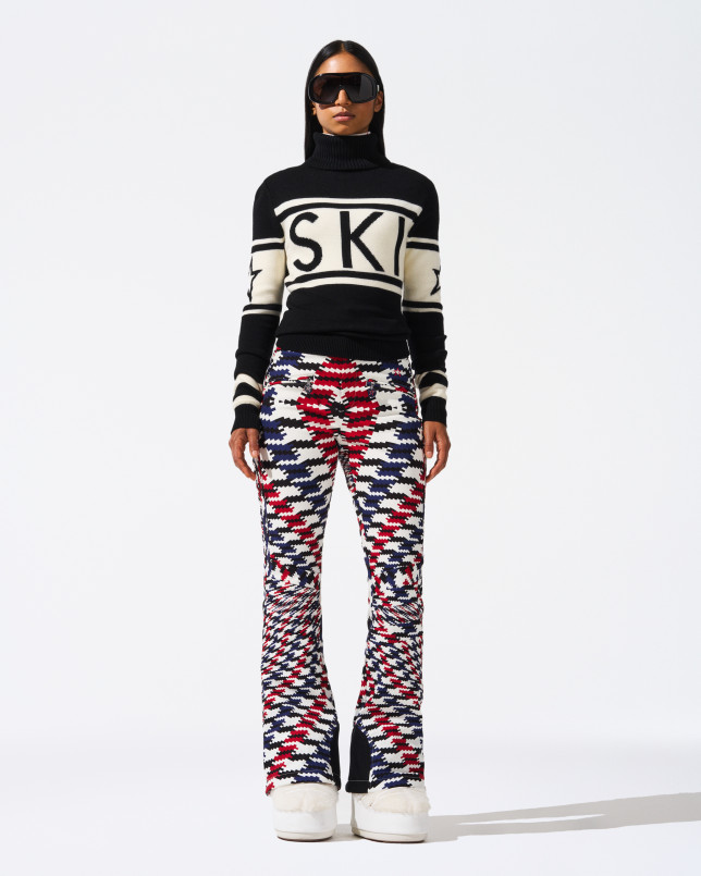 detail Dámský svetr Perfect Moment schild sweater