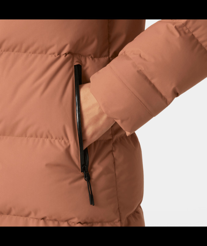 detail Dámská bunda Helly Hansen W ADORE PUFFY PARKA