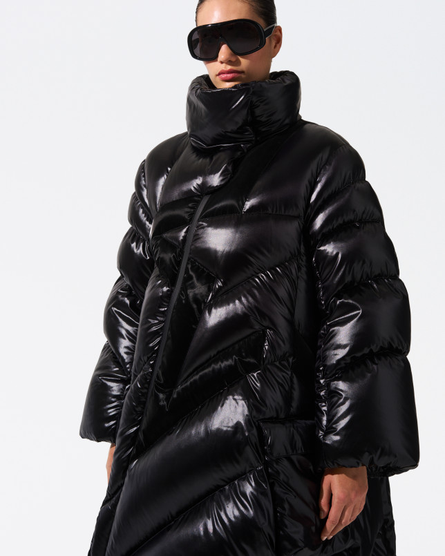 detail Dámský kabát Perfect Moment ariel maxi coat