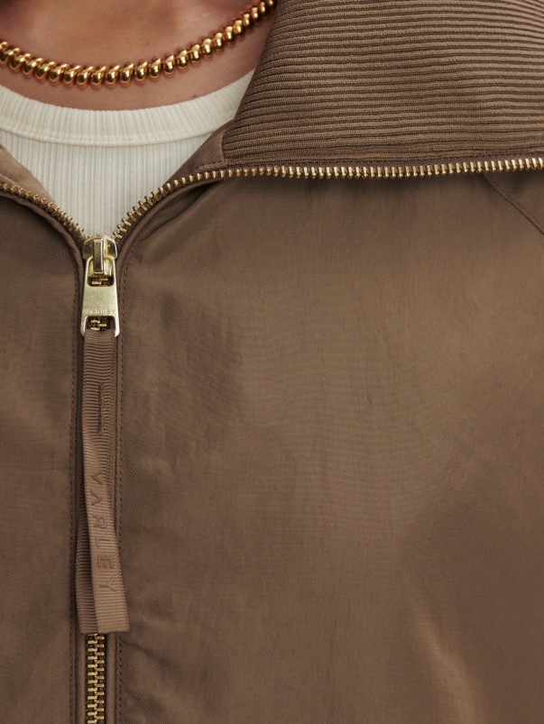 detail Dámská bunda Varley Morven Blouson Jacket