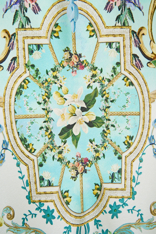 detail Dámské šaty Camilla V NECK LONG BIAS SLIP DRESS WITH TRAIN