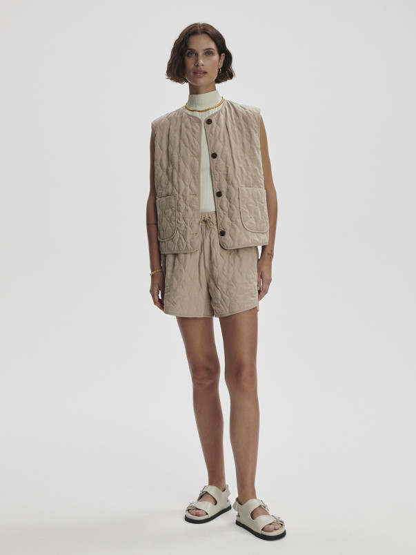 detail Dámská vesta Varley Karla Quilted Gilet