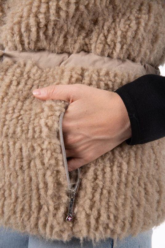 detail Dámská vesta AULP CHANY