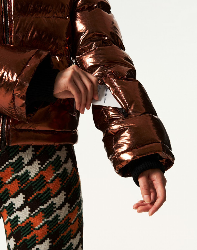 detail Dámská bunda Perfect Moment polar flare ski jacket iii