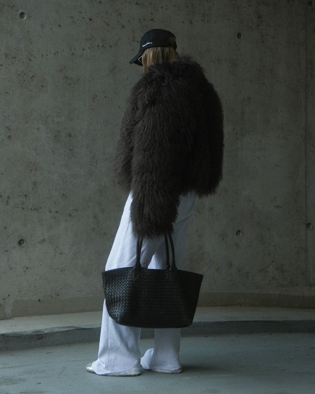 detail Dámská bunda Fur Gang Fluff Mafia