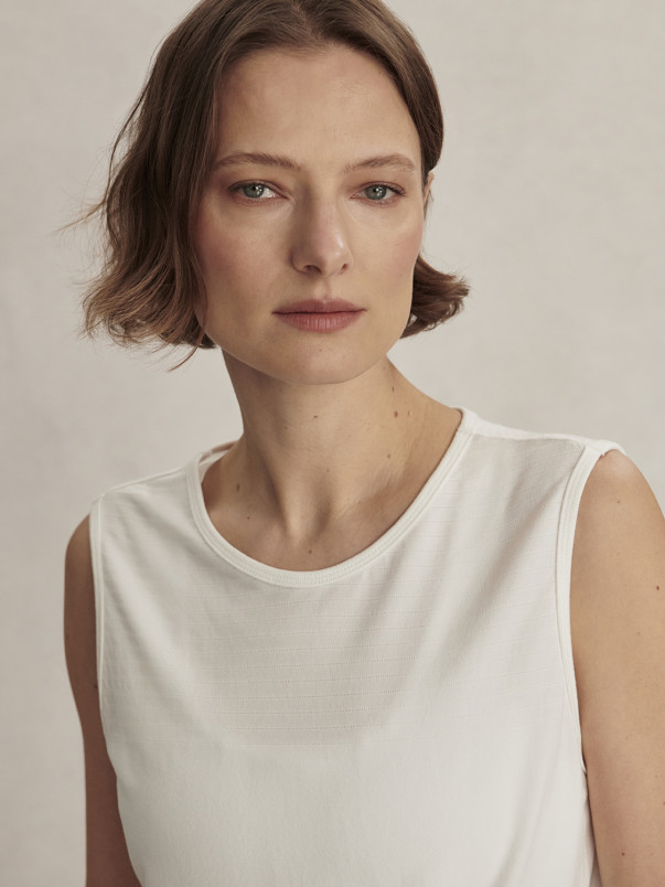 detail Dámské tílko Varley Nolan Seamless Longline Tank