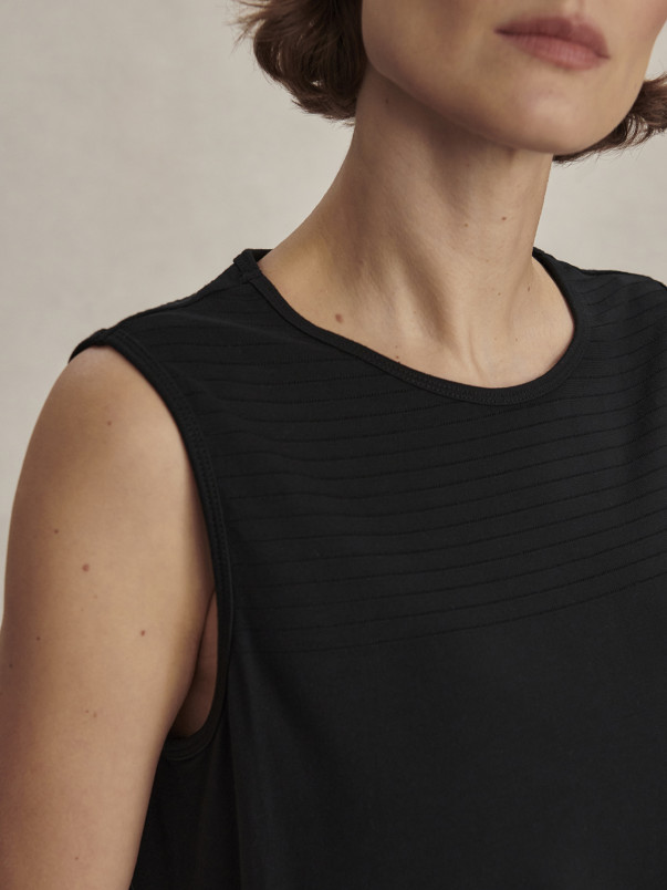 detail Dámské tílko Varley Nolan Seamless Longline Tank