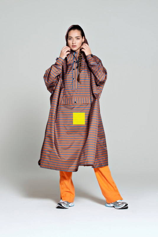 detail Dámská pláštěnka Rainkiss Breton Brown Blue - Rain poncho