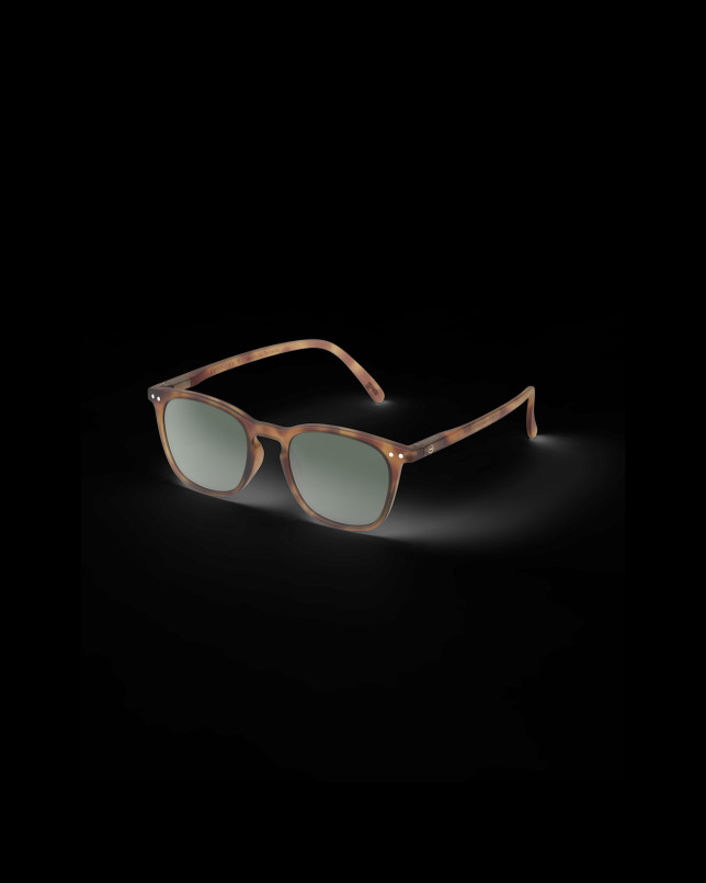 detail IZIPIZI SUN E