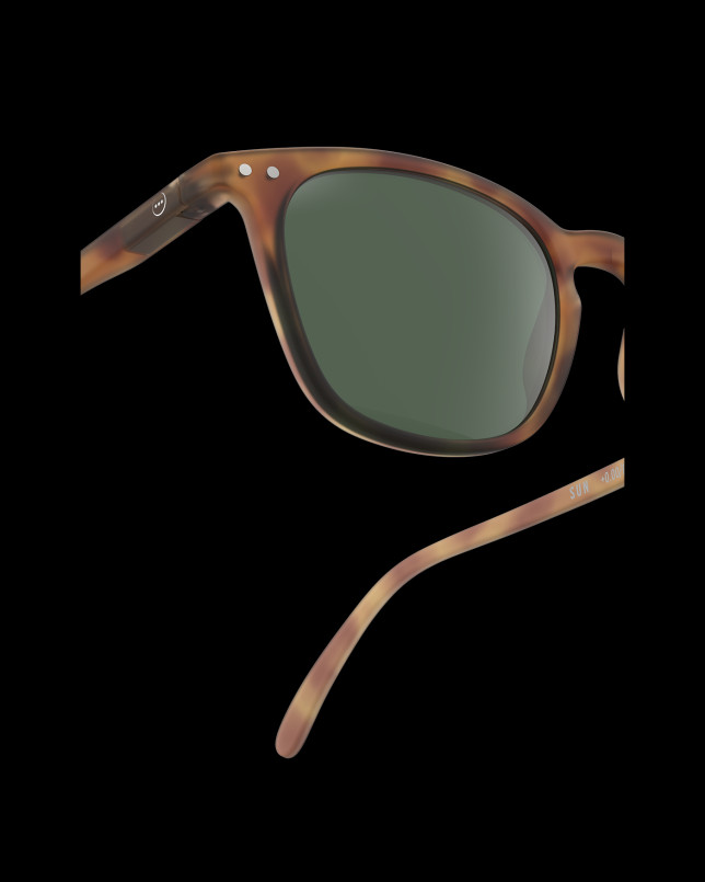 detail IZIPIZI SUN E