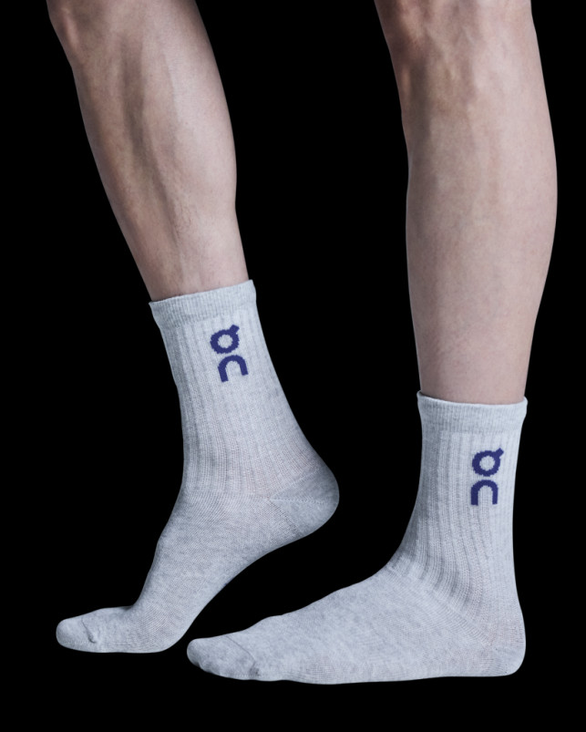 detail ON Logo Sock High 3P