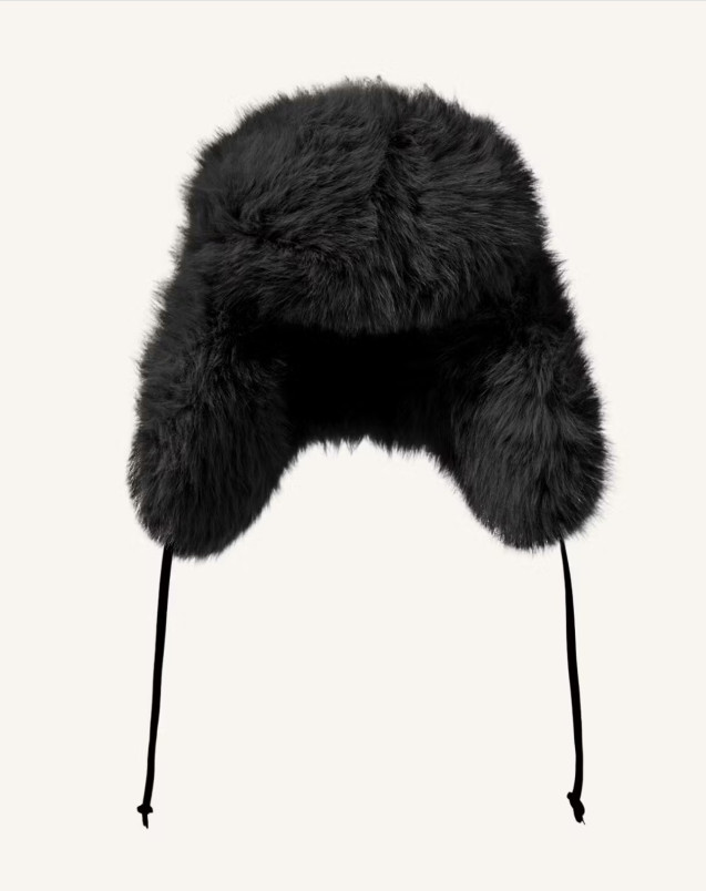 detail Perfect Moment faux fur trapper hat