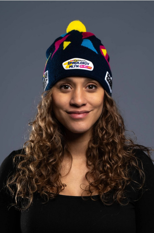 detail WORLD CUP FANS čepice World Cup s bambulí