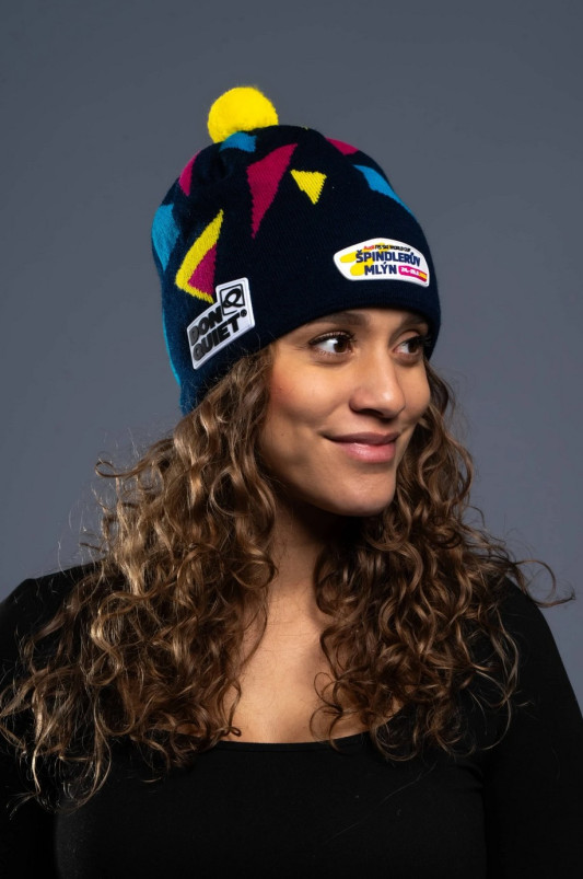 detail WORLD CUP FANS čepice World Cup s bambulí