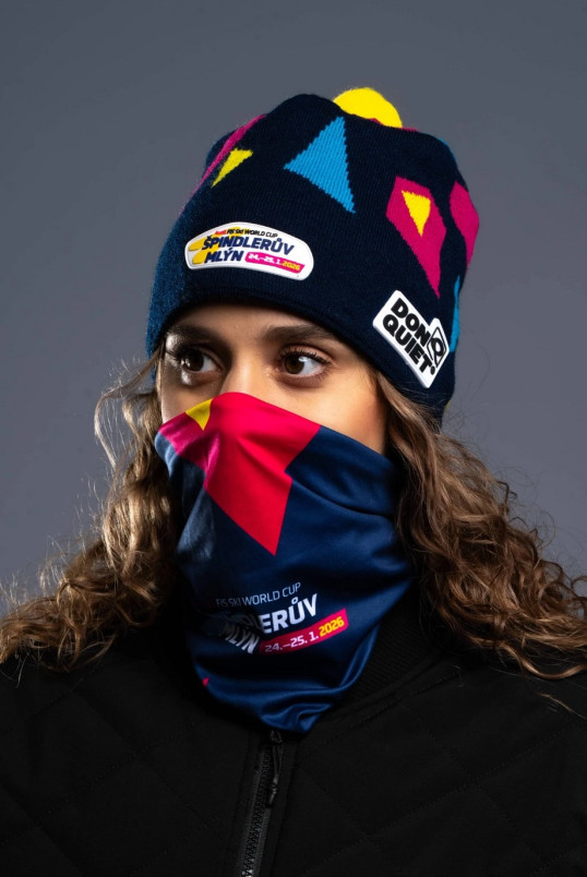 detail WORLD CUP FANS čepice World Cup s bambulí