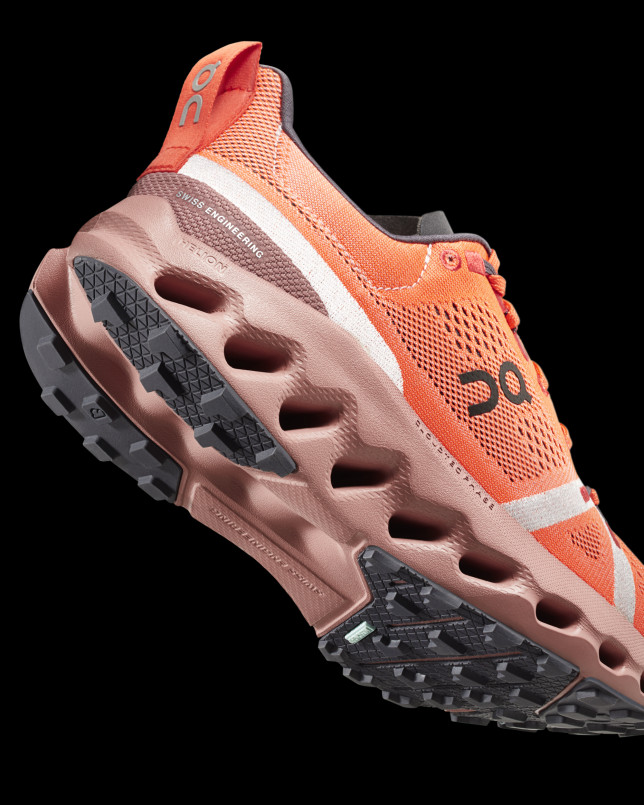 detail Pánské běžecké boty ON Cloudsurfer Trail
